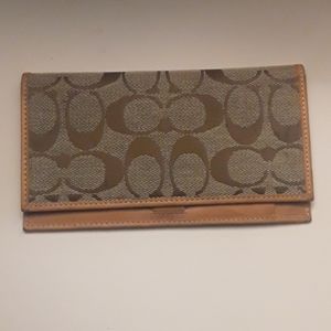 Coach wallet